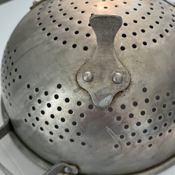 Vintage Aluminum Colander / Kitchen Utensil - Picture 3 of 6